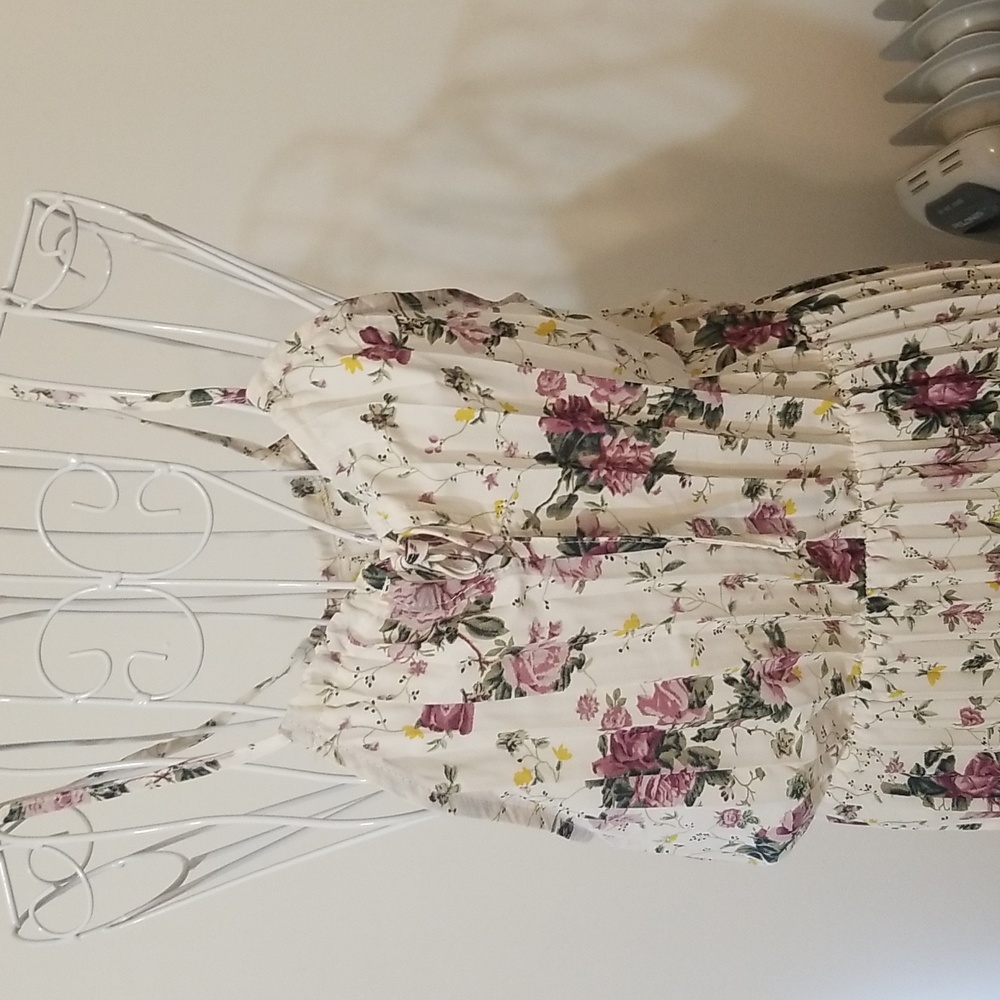 SHEIN floral sundress. Size large - Picture 2 of 11